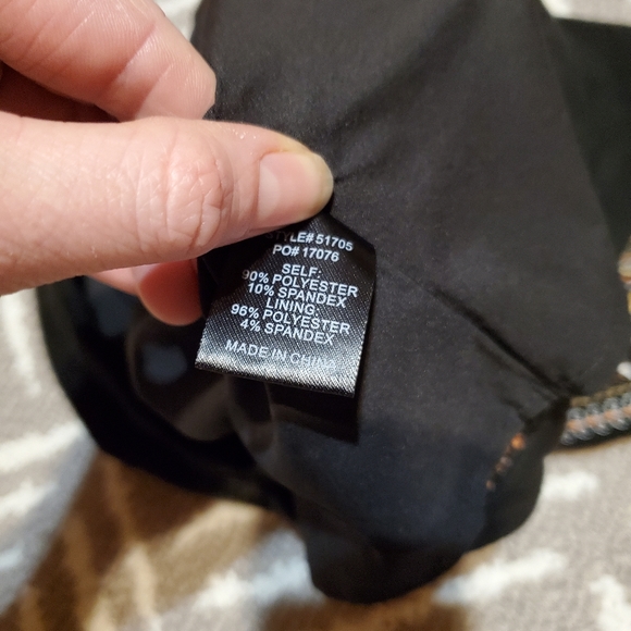 Suede style skirt with pockets - Picture 5 of 5